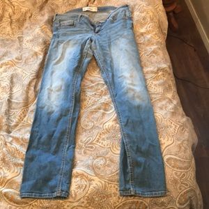 Hollister jeans